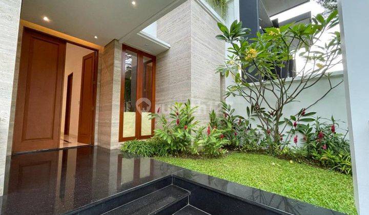 Rumah di Pondok Indah 2 lt ada kolam renang siap huni 2