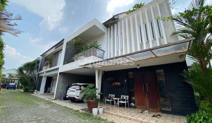 Rumah modern di Lebak Bulus 3 lantai siap huni 2