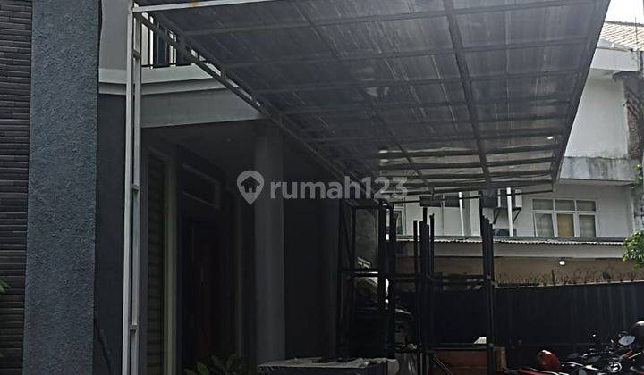 Dijual Ruko ekslusif 3 lantai semi furnished di Cinere 2