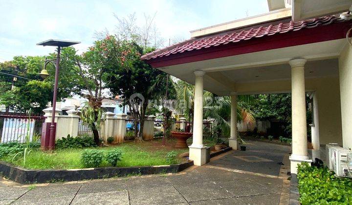 Dijual cepat rumah mewah dua lantai di Cilandak 2