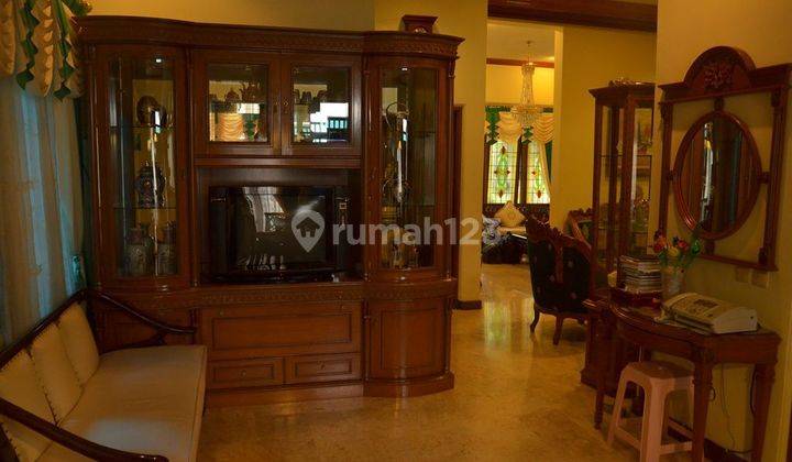 Rumah Semi Furnished Bagus Shm - Sertifikat Hak Milik Di Raya Margonda , Depok 2