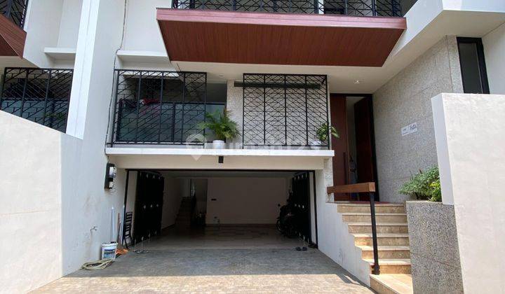 Rumah Semi Furnished SHM - Sertifikat Hak Milik di Kemang Barat Raya , Kemang 1