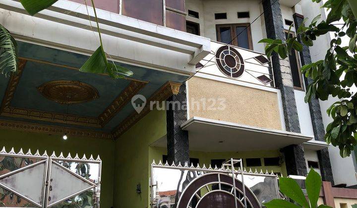 Turun Harga, Jual Cepat, Rumah 3 Lantai, 5 Menit Summarecon Bks 1