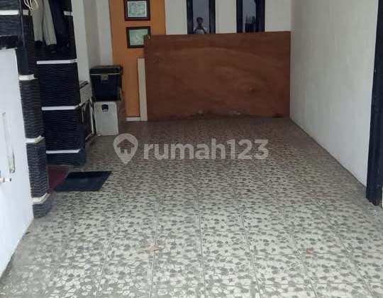 QUICK SALE: MAJESTIC HOUSE IN THE HEART OF BEKASI CITY, 10 MINUTES TO EAST JAKARTA QUICK SALE: MAJESTIC HOUSE IN THE HEART OF BEKASI CITY, 10 MINUTES TO EAST JAKARTA