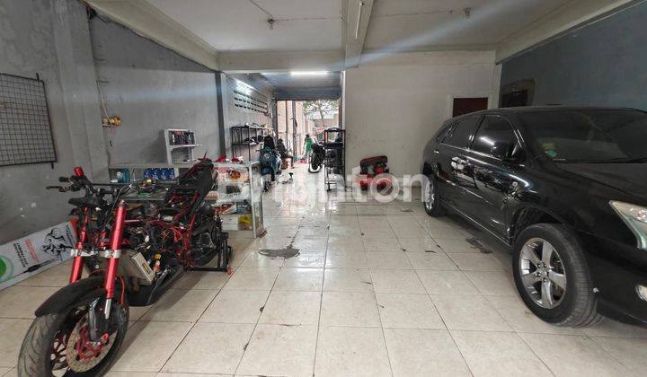 RUKO 2 LANTAI PINGGIR JALAN RAYA BOGOR 2