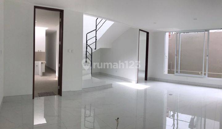 Rumah Lux Bandung Utara Fasilitas Rooftop Udara Sejuk Dan Asri 2