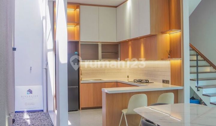 rumah baru setraduta modern minimalis rumah baru setraduta modern minimalis