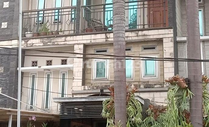 FOR SALE NORTH CIMAHI HOUSE ONLY 5 MINUTES TO CIMAHI REGENCY GOVERNMENT OFFICE FOR SALE NORTH CIMAHI HOUSE ONLY 5 MINUTES TO CIMAHI REGENCY GOVERNMENT OFFICE