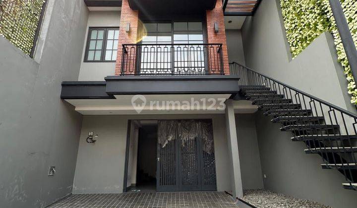 Rumah mewah siap huni di jakarta selatan 1