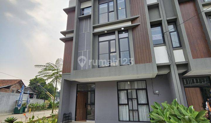 Rumah Mewah 3 Lt Dp 0% & Free Biaya Dekat Kantor Walkot Tangsel 1