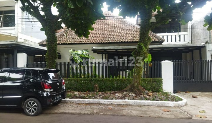 Disewakan Rumah Cocok Untuk Kantor Sayap Riau Kota Bandung Disewakan Rumah Cocok Untuk Kantor Sayap Riau Kota Bandung