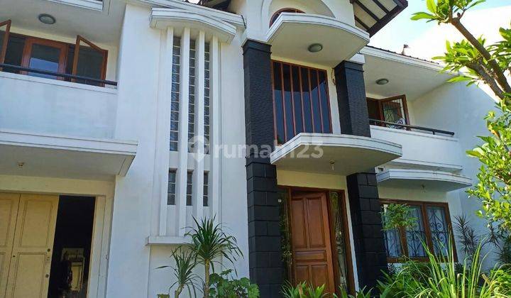 Rumah Mewah Komplek Elite Batununggal Indah 2