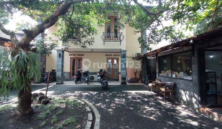 Rumah Terwat 2 Lantai di Dekat Gedung Sate , Bandung