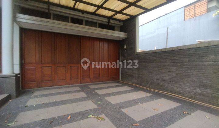 Rumah Murah Siap Huni 2 Lantai Lokasi Di Batununggal Indah  1