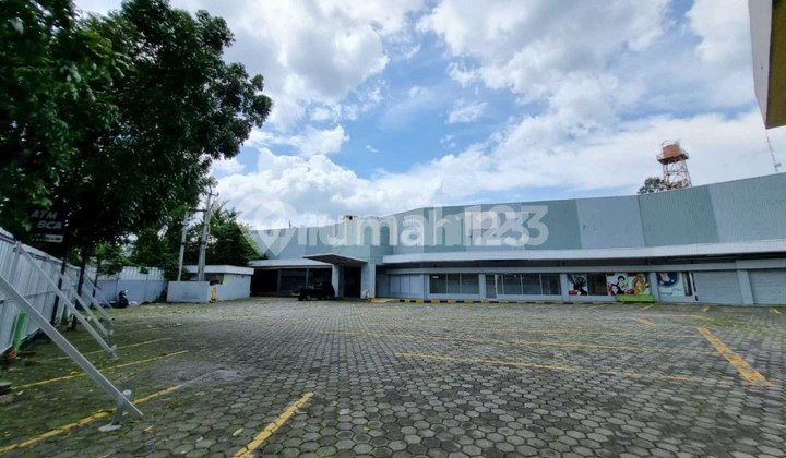 Jual Gedung Lokasi Bisnis Strategis di Bandung – Jalan Raya Utama Cikutra Jual Gedung Lokasi Bisnis Strategis di Bandung – Jalan Raya Utama Cikutra