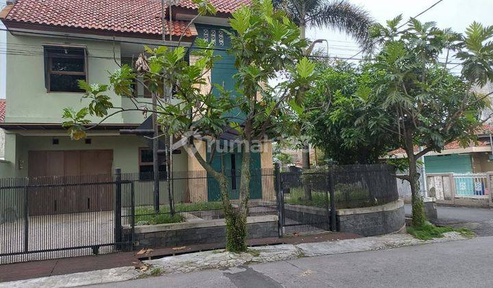 Dijual Rumah Hook Margahayu 2 Lantai Terawat Dekat Griya 1