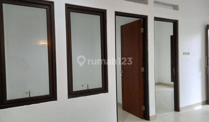 Rumah Bagus Unfurnished di Batununggal Indah, Bandung Kota  2