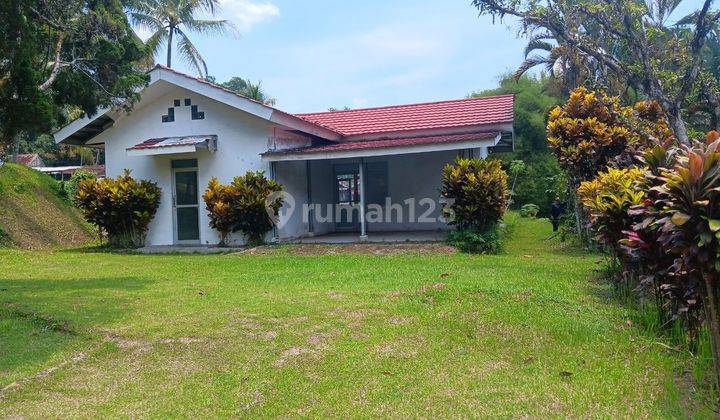 Dijual Cepat Villa Luas Tanah Besar di Subang 1