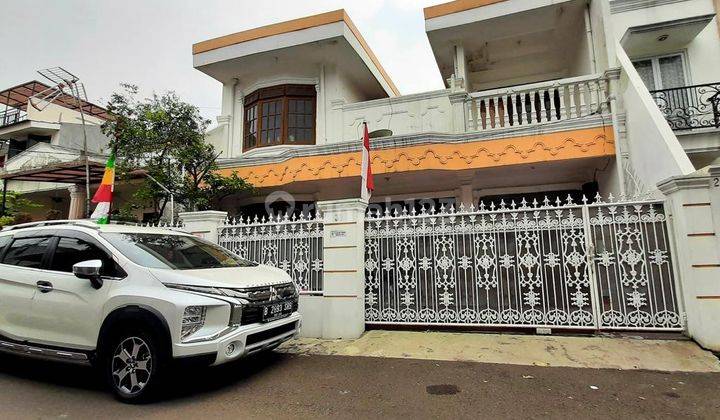 Rumah 2 Lantai di Tebet utara Jakarta selatan  1