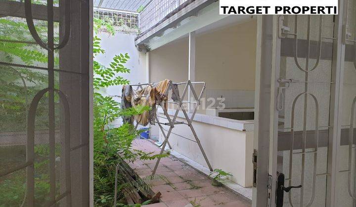 Rumah 2 Lantai Semi Furnished Di Kota Wisata CibubuR 4