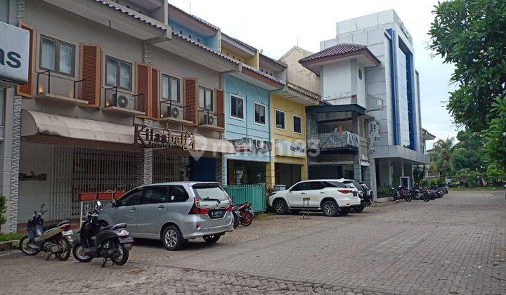 Ruko Gandeng Cocok Untuk Resto, Bank dan Cafe di Bintaro Sektor 1 Pesanggrahan, Jakarta Selatan 1