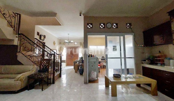 Tebet West Good House Ready to Occupied One Car Road 2