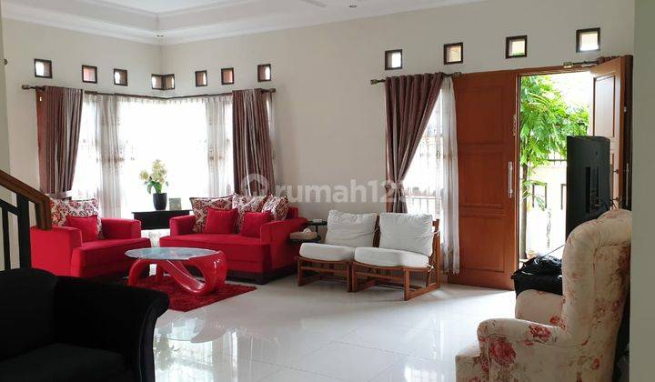 Jual Rumah Mewah Taman Pajajaran Bogor, Semi Furnished, di Pojok 2