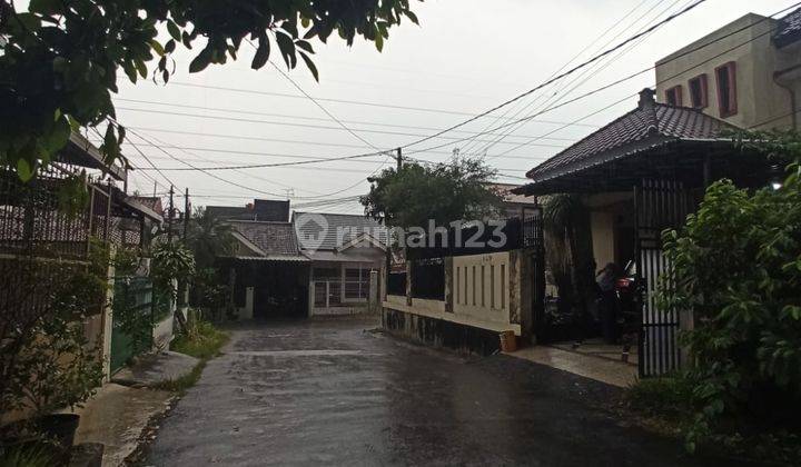 tampak depan jual rumah mewah taman pajajaran