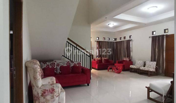 ruang keluarga jual rumah di taman pajajaran