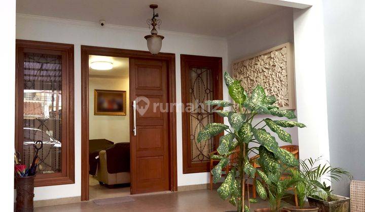 Rumah 2 Lantai Bagus, Siap Huni di Lokasi Strategis, Pejaten 1