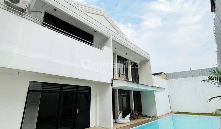 Rumah Luxurious Dengan Swimming Pool di Bangka, Jakarta Selatan 2