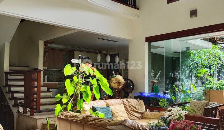 Tebet Rumah Mewah Jalan 3 Mobil, Harus Segera Terjuall 1