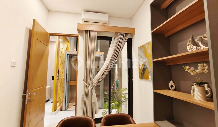 Pejaten Rumah Baru di Town House Jl Pejaten Raya 2