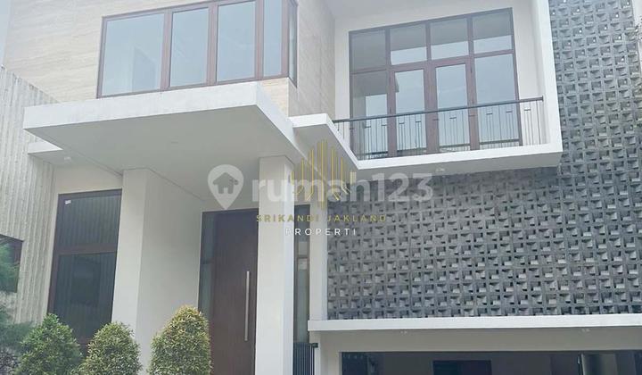 Kemang Disewakan Rumah Mewah & Modern di Vasanda Residence Kemang Disewakan Rumah Mewah & Modern di Vasanda Residence