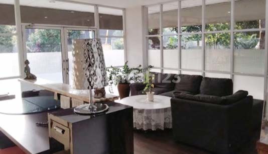 Prapanca Rumah Cocok Untuk Usaha Posisi Pojok, Investasi Bagus  2