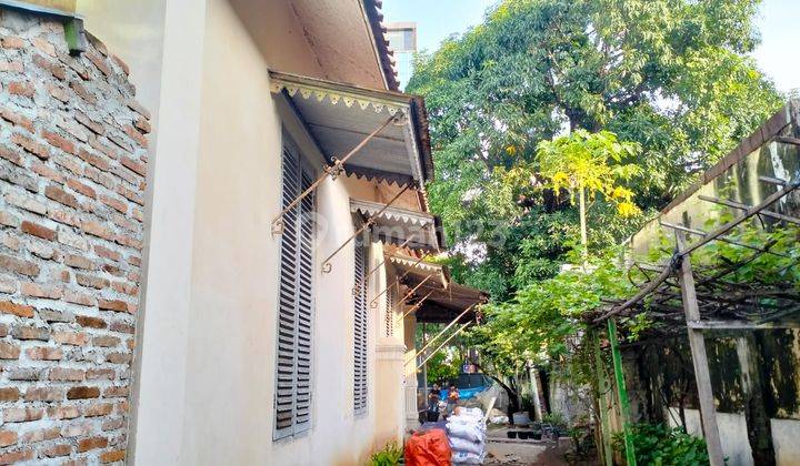 Rumah Tua Dekat RS Cikini, Bangunan Kolonial Cocok Untuk Restoran 1