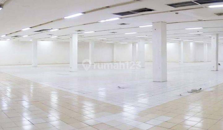 Mampang Prapatan Gedung Ex Supermarket Strategis, Dekat Trans TV 1