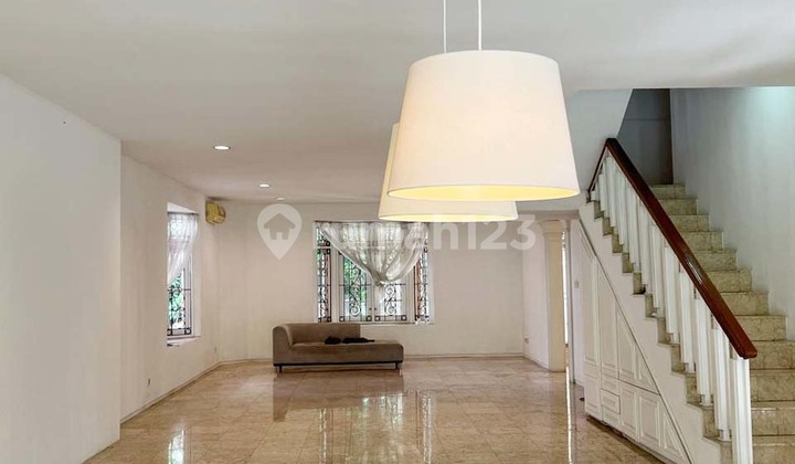 For Rent Ready-to-Occupy House in Cilandak with Pool 2