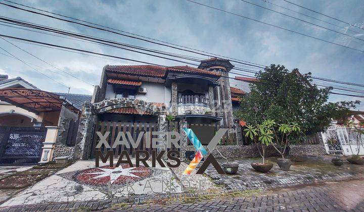 Dijual Rumah Unik di Araya Tengah Kota Malang 1