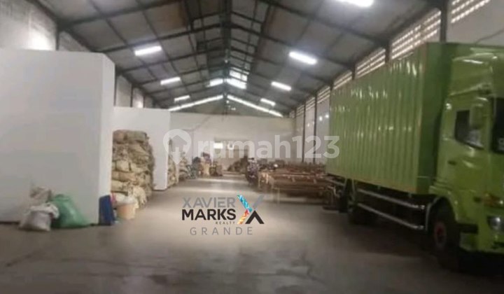 Active Cigarette Factory for Sale in Malang Regency