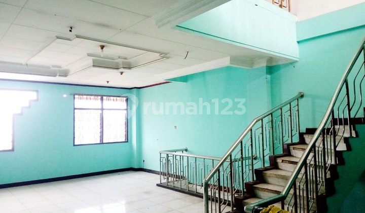 Disewa Ruko Bagus Daerah Ahmad Yani Cicaheum, Bandung 2