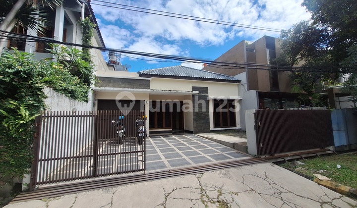 For Rent House Suitable For Office Or Residence In Batununggal Complex