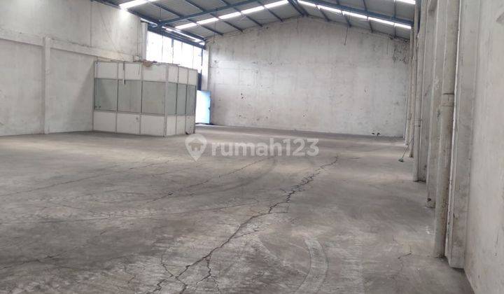 Disewakan Gudang Strategis Daerah Holis 1
