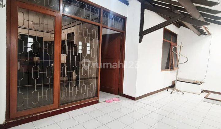 Dijual Rumah Besar di Taman Kopo Indah Harga 1M An 1