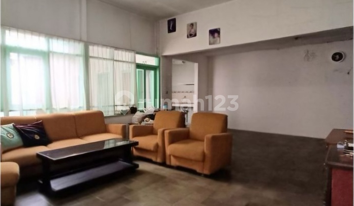 Dijual Rumah Terawat di Sayap Riau