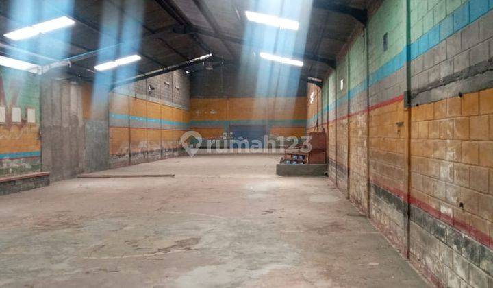 DI SEWAKAN GUDANG  LOKASI PANYAUNGAN- CILEUNYI DEKAT TOL CILEUNYI 2