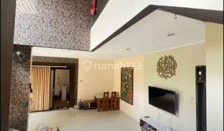 Disewakan Rumah Lux Semi Furnished Di Kompleks Batununggal 1