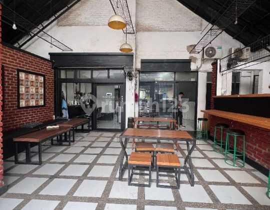 Dijual Rumah + Tempat Usaha Strategis di Mainroad Sayap Pelajar Pejuang Dijual Rumah + Tempat Usaha Strategis di Mainroad Sayap Pelajar Pejuang