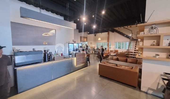 Dijual Tempat Usaha Cafe dan Distro Full Furnishedmasih Berjalan dan Ramai Sangat Strategis di Kota Garut