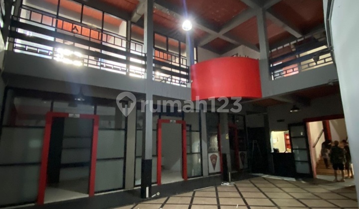 Disewakan Ruko Ex Kantor Dan Resto Di Mainroad Pelajar Pejuang 1